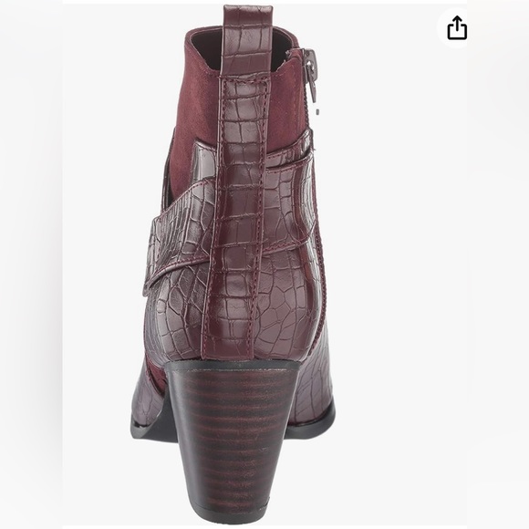 Bella Vita Women’s Elektra li Western Inspired Ankle Booties Sz8.5WW Maroon - Picture 3 of 11